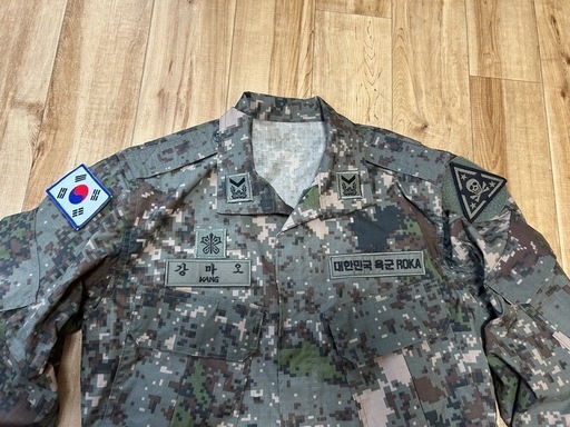 【本物】韓国軍　軍服　女性用 