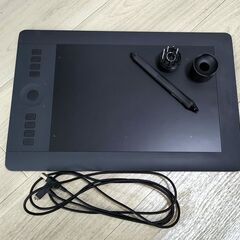 ワコム ペンタブレットintuos Pro PTH-651 Mサイズ