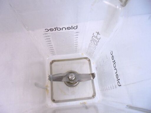 blendtec CTB2 ブレンダー 2017年製 ミキサー 簡易動作確認済み ブレンテック 変換プラグ付き ※状態に少し難あり 札