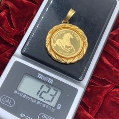 K24 24金 ツバルホース　ペンダント　枠K18 ガラス付　12.3gの画像