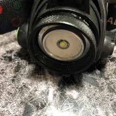 ヘッドライト 充電式 リチウム電池2000mAh2つの画像