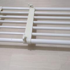 突っ張り棚の画像