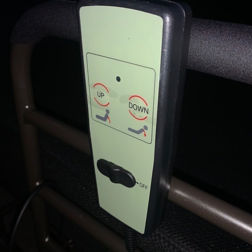 【商談中】折り畳み電動ベッド シングルサイズ 動作OK