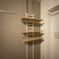 突っ張り式棚