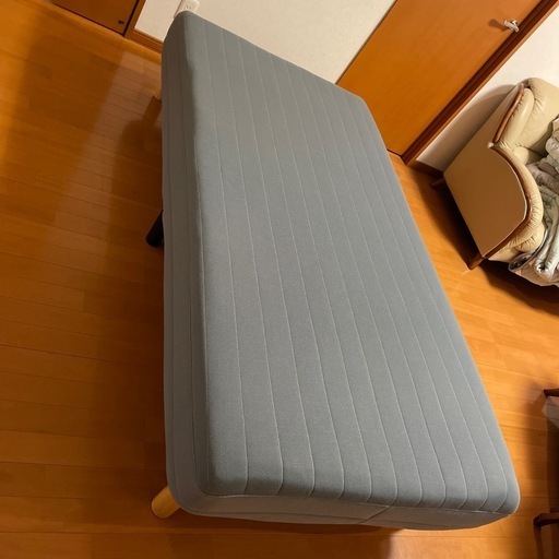 シングルベッド