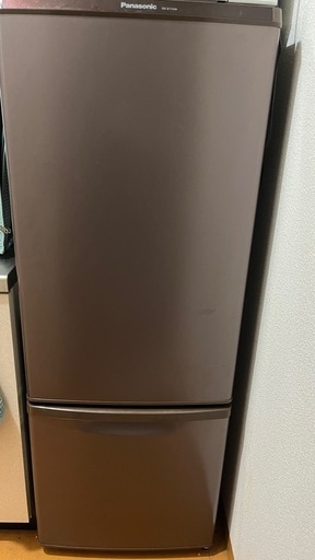 茶色の冷蔵庫　取りに来れる方限定で