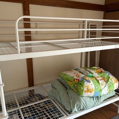 2段ベッドの画像