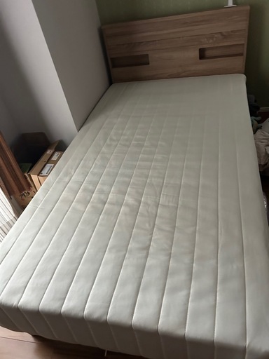 シングルベッド