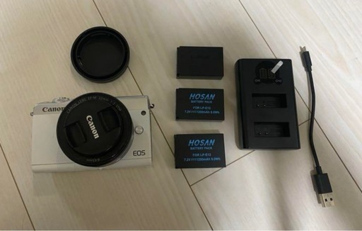 CanonM100 白+Canon EF-M22mm レンズ