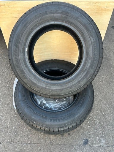 ハイエースキャラバン新車外し195195/80R15 107/105Q LT