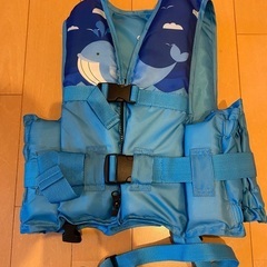 ライフジャケット　クジラ