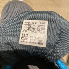 アディダススニーカー2足セット22.5CM  
の画像