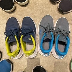 アディダススニーカー2足セット22.5CM  
