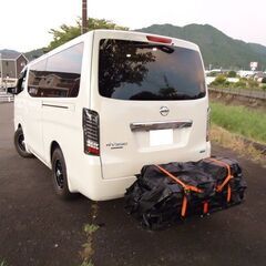 NV350　車検令和７年９月まで　４ナンバー車中泊仕様 ヒッチカーゴ　大容量ポータブル電源などの画像