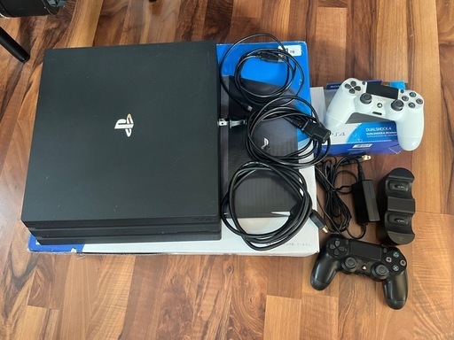 【最終値下げ】PS4proとコントローラーと充電スタンド