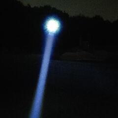 バッテリー内蔵LED懐中電灯　めっちゃ明るいです！の画像