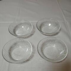 ガラス食器 小鉢　4客　YUMI KATSURA　直径約11cm...