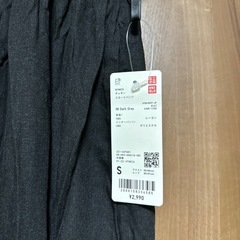 未使用　レディース　ユニクロ　ギャザースカートパンツの画像