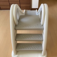 赤ちゃん本舗　滑り台　ベビー　幼児用の画像