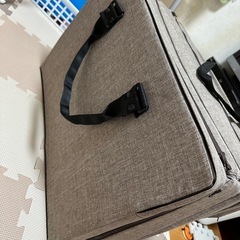 持ち運べる　ベビーベッドの画像