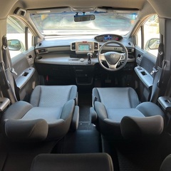 ハイブリッド入りました♪月々1.1万円〜分割払い可❗️車検2年付き！大人気☆HONDA フリードスパイクハイブリッド☆SDナビ付き☆ETC付き☆バックカメラ付き☆電動スライドドア付き☆事故修復歴無し☆ドライブレコーダー付きのフル装備☆‼️の画像