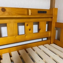 2段ベット　木製　
ハシゴなしの画像