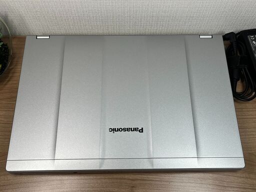 大画面＞0832 軽量 Panasonic レッツノート CF-LV7 8GB / SSD256 /i5 office Win11　ノ