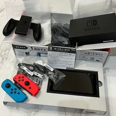 【中古品】箱、付属品付きSwitchの画像