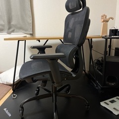 ゲーミングチェア　10回程度使用の画像