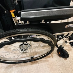 ミキ　車椅子の画像