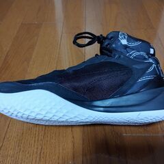 バスケットシューズ　PUMA　プレイメーカー プロ ミッド　28ｃｍの画像