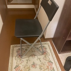 折りたたみ椅子