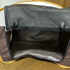 P e t'sO ne車用ワンコちゃんのケージ 折りたたみ可能の画像