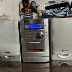 完動品SANYO DC-DVD100(S) 　DVD/CD➕ラジカセ