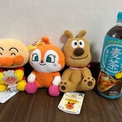 ぬいぐるみ　アンパンマン　ドキンちゃん　ちーず