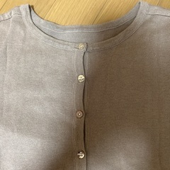 前後ろどちらでも来れるカーディガン