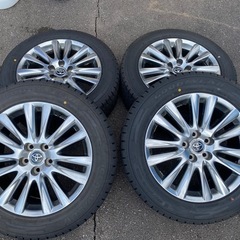 スタッドレス　GOODYEAR ICENAV 235 55 18