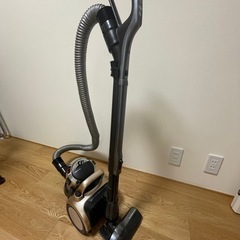 掃除機2台(東芝　VC-BK300 SWEEPLUS　CT-AC...