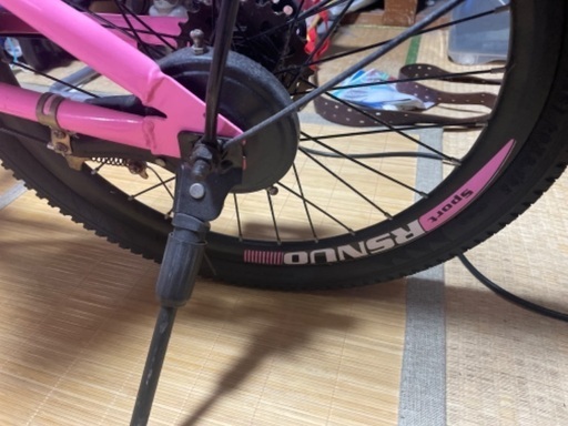 折りたたみ自転車。ギア付き。