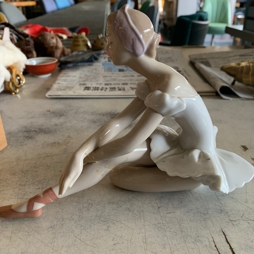 LLADRO ブランド　リアドロ　くつろぎ　リトルバレリーナ　陶器 置物 高級　ブランド　インテリア 