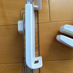 スマホホルダー　デスク、ベッドに固定するアーム
の画像