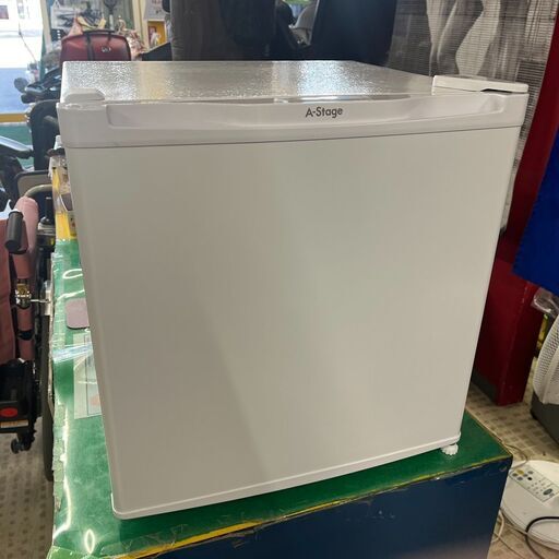 8/26★お買得品★1ドア冷凍庫 31L FZ03A-31WT 2024年製 美品！！