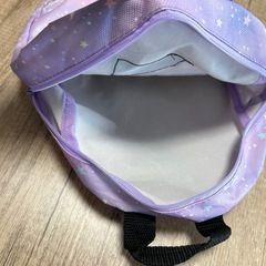 かわいい小ぶりなリュックです。の画像
