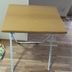ニトリ折りたたみテーブル