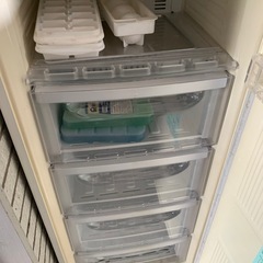 冗談成立！三菱ノンフロン冷凍庫121Ｌの画像