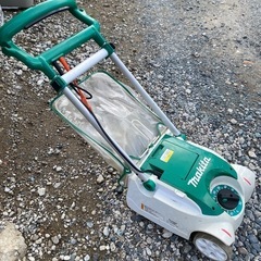 マキタ　芝刈機