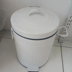 ★ジモティ割あり★ゴミ箱　WH　高さ(H)--× 幅(W)--×...