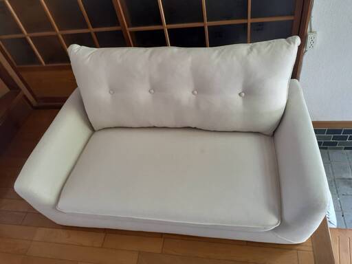 堺市でも受渡可能　ローソファにもなるコンパクトソファ
