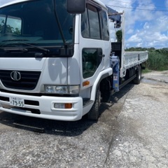 本土車両　4とんクレーン車　4段ラジコン付き
