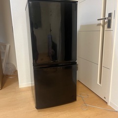 シャープ 冷凍冷蔵庫 137Lブラック